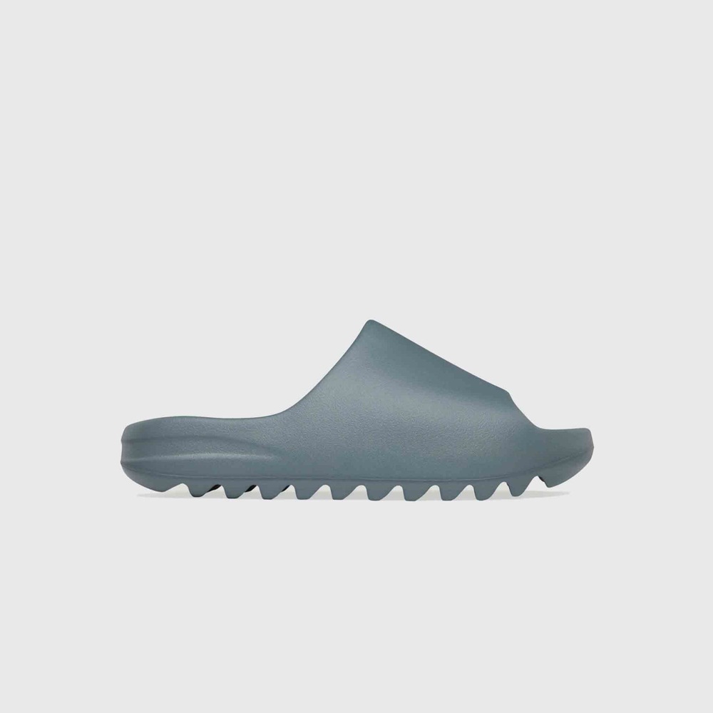 Yeezy Slide slate Marine ! Brand new ! Size 6